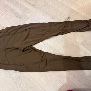 Women’s brown leggings